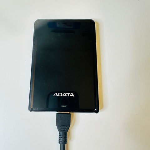 ADATA HV620S 1TB 2.5" External HDD Hard drive Portable - Slim, Black