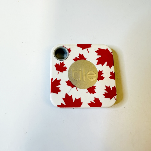 Tile Mate Bluetooth Tracker - Limited Canada Maple leaf, Needs new battery, Work