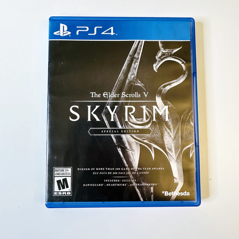Elder Scrolls V: Skyrim - Special Edition (PlayStation 4, 2016) CIB, Complete,VG